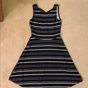 Striped dress (NEW)